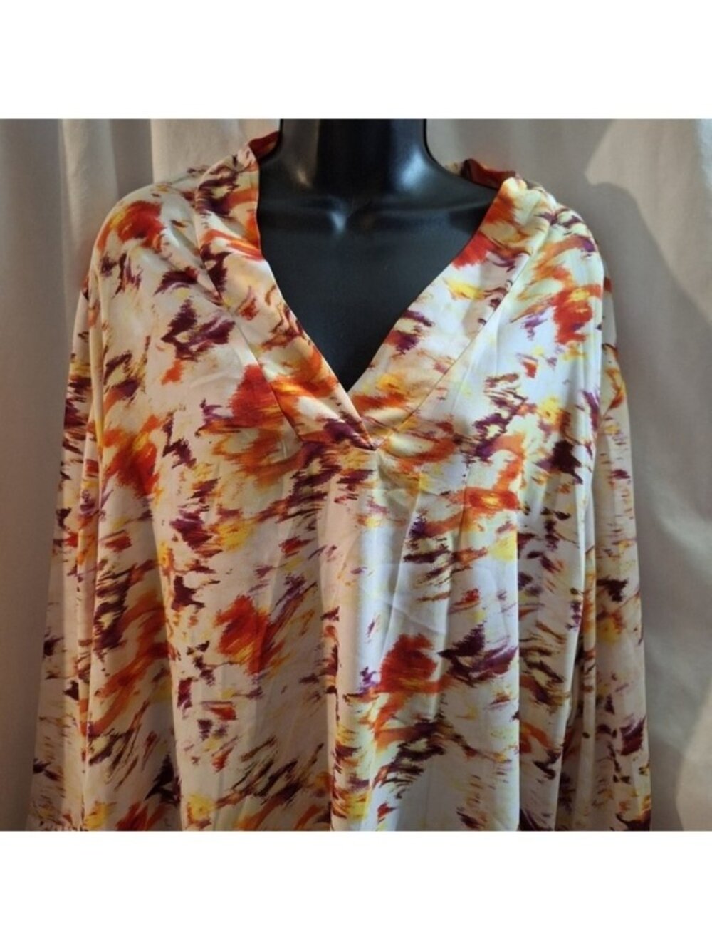 Colorful Abstract Blouse - Picture 2 of 6